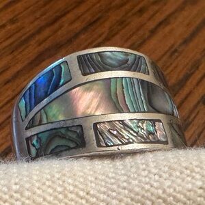 925 Sterling Silver Women's Ring with Abalone Shell Inlay